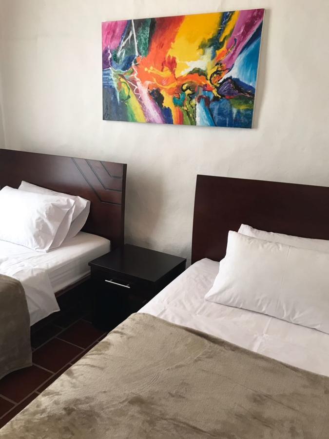 Hostal Rous San Gil Kültér fotó
