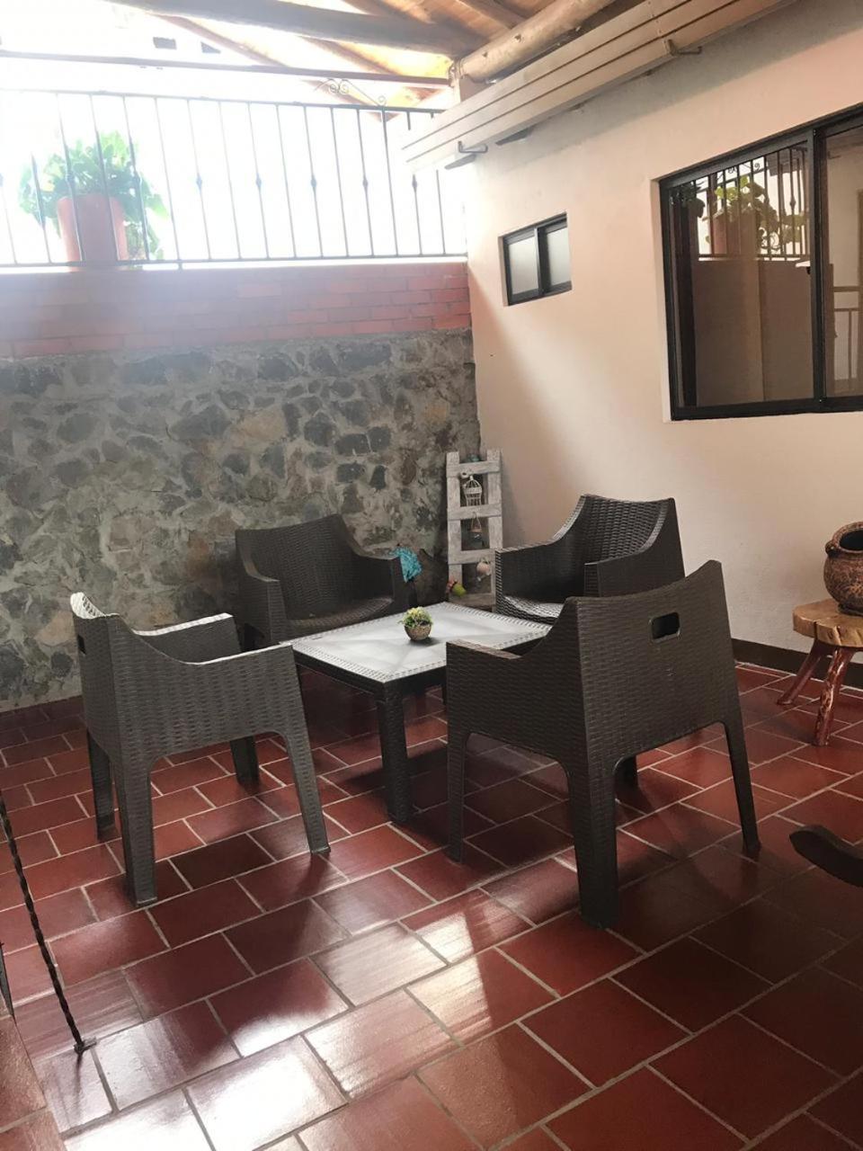 Hostal Rous San Gil Kültér fotó