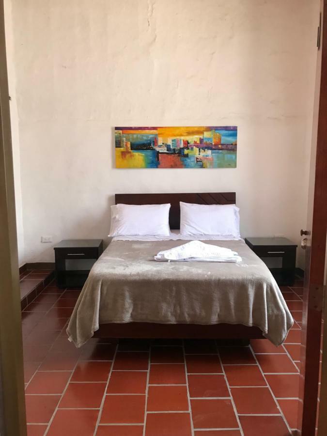 Hostal Rous San Gil Kültér fotó