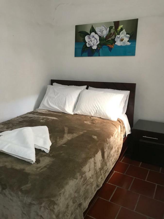 Hostal Rous San Gil Kültér fotó